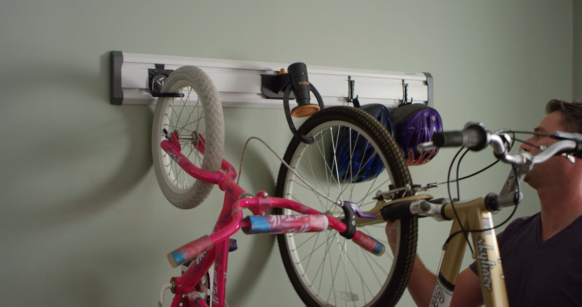 thumbnail video image 2 of Gladiator Bike GearTrack® Pack, GAKT48BKGY, 2 of 5