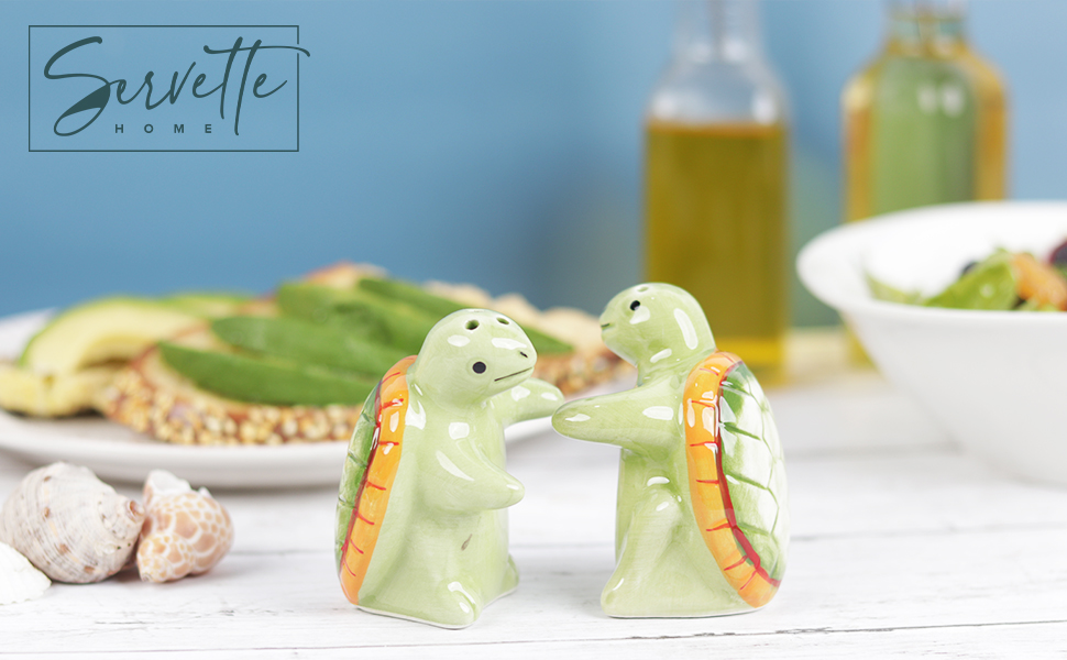 Servette Home Hugging Turtles Salt and Pepper Shaker Set, Ceramic