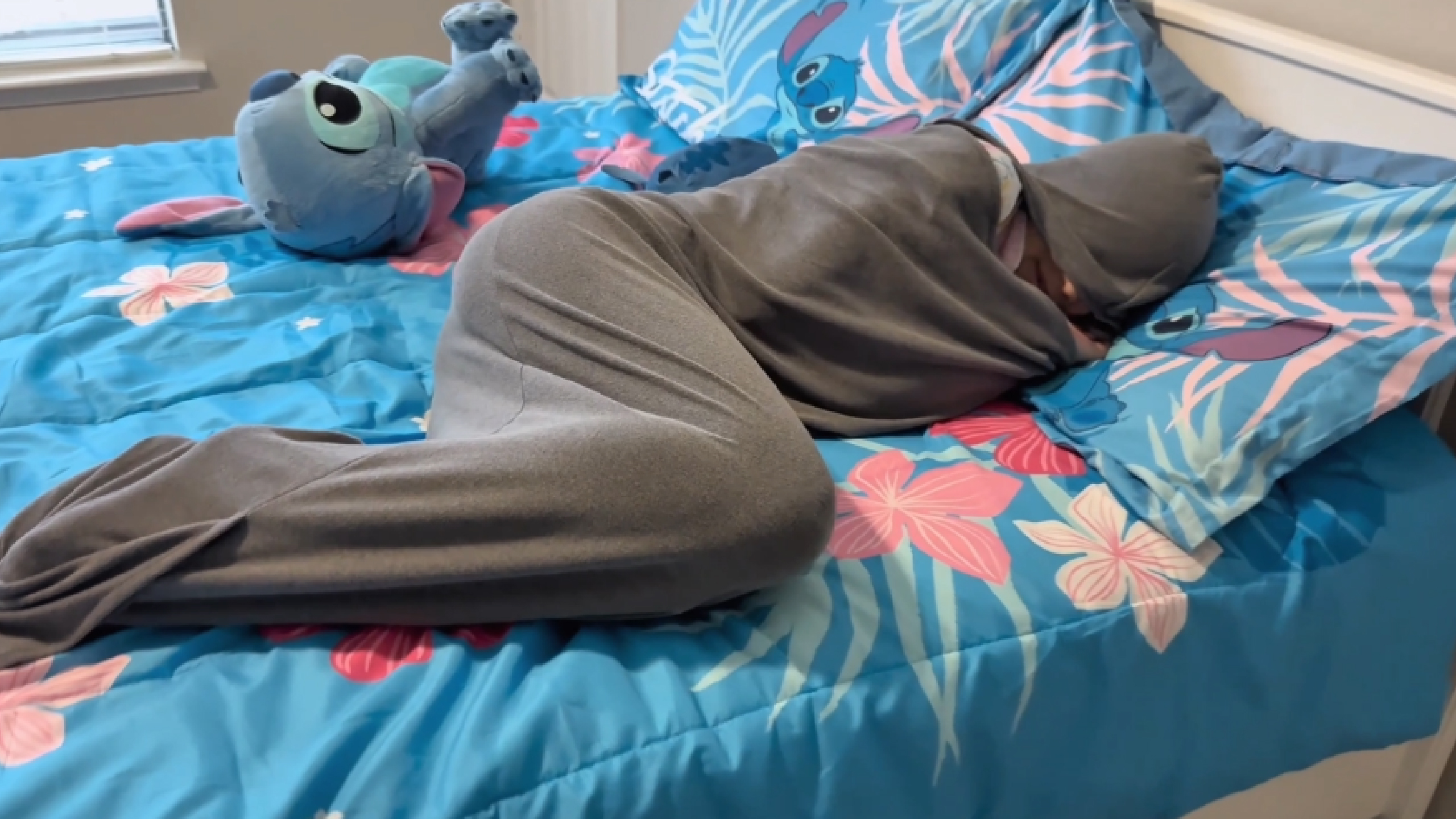 thumbnail video image 2 of Cozy Sleep L Full Body Hooded Cozy Plush Wrap Sleep Bag for Deeper Restful Nights, 2 of 10