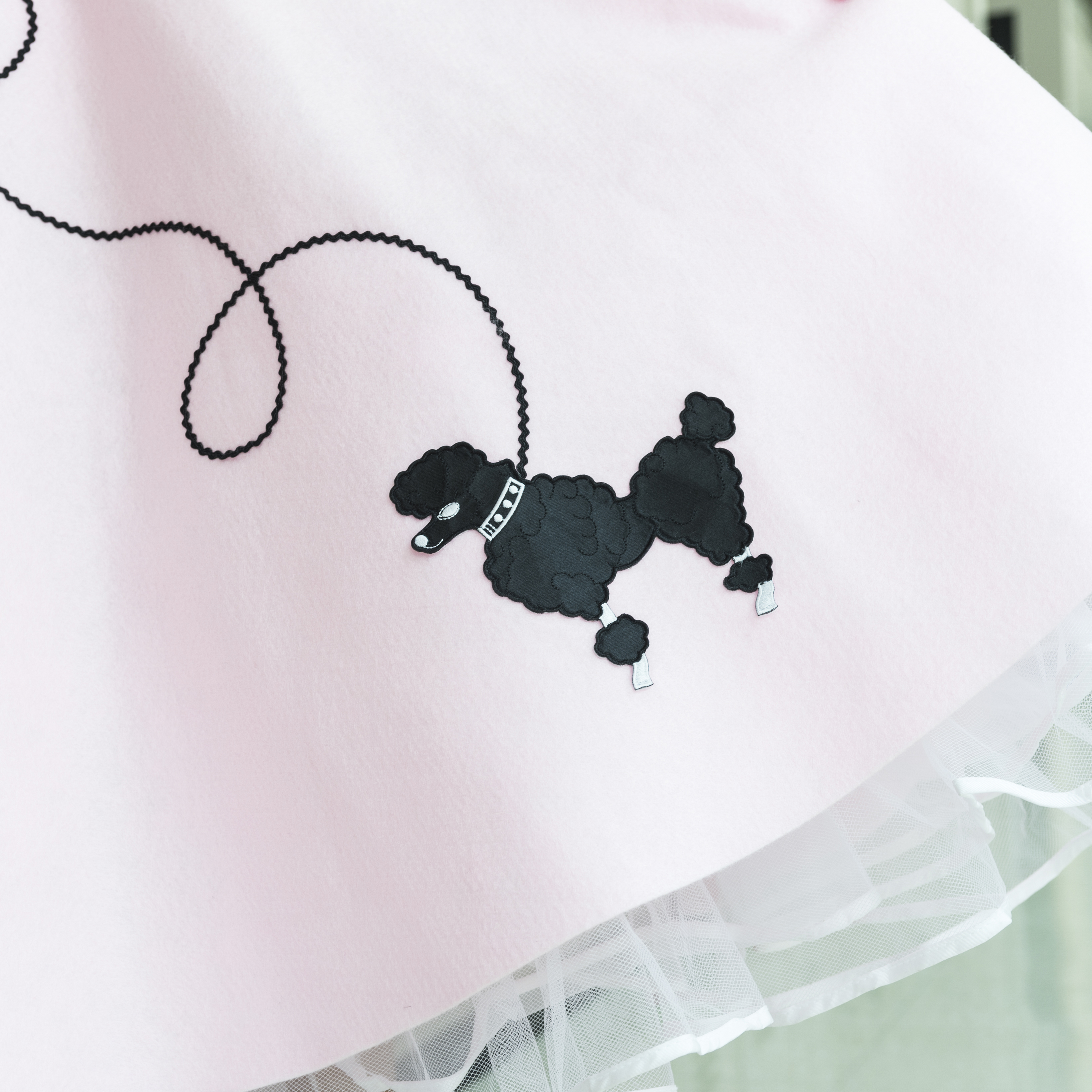 thumbnail video image 2 of Hip Hop 50's Shop 1950s Adult Poodle Skirt Costume for Women (3X/4X Hot Pink), 2 of 7