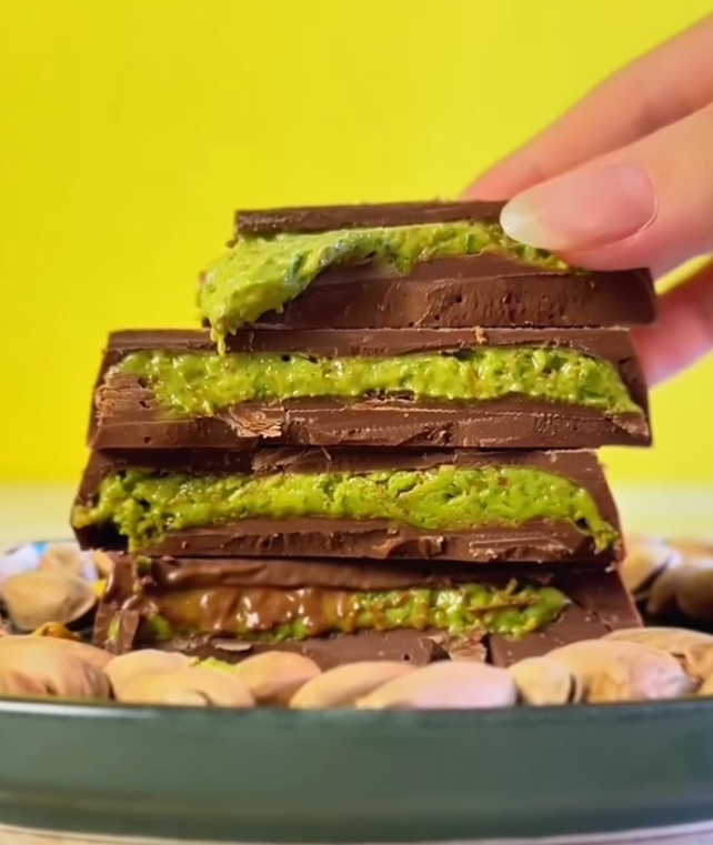 thumbnail video image 2 of MODA Dubai Chocolate, Pistachio, 3.3oz (95g), 2 of 7