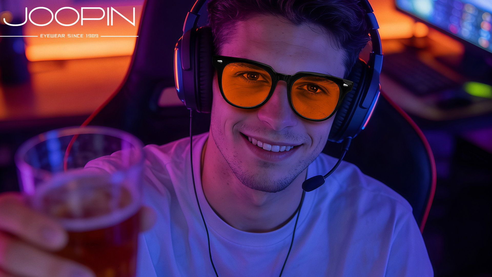 thumbnail video image 2 of Joopin Blue Light Blocking Glasses Gaming Glasses Suitable for Screens, Games, TVs, Mobile Phones, 2 of 8
