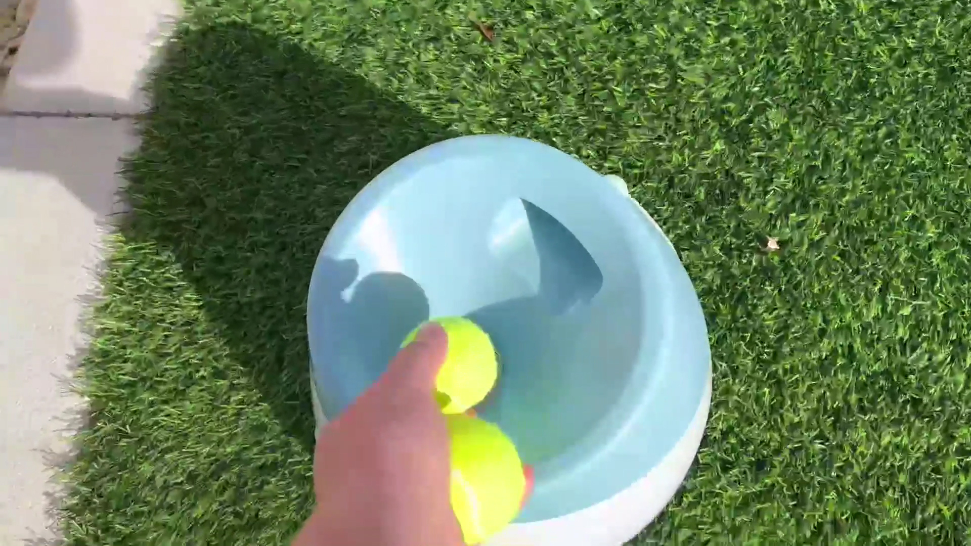 thumbnail video image 2 of Olenyer Automatic Ball Launcher for Dogs,Interactive Dog Ball Thrower with 15x 2" Mini Tennis Balls for Small Medium Sized Dogs,Green, 2 of 8